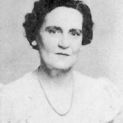 Portrait photo of Caroline Holmes Wilson